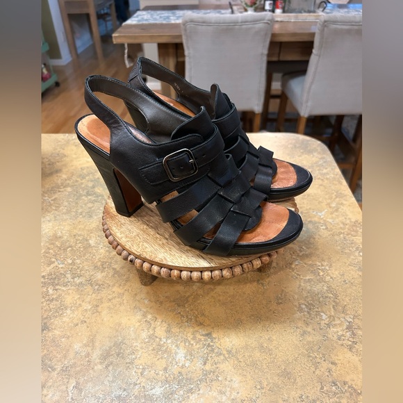 Chie Mihara Shoes - Designer Chie Mihara Black Women's Heeled Sandals